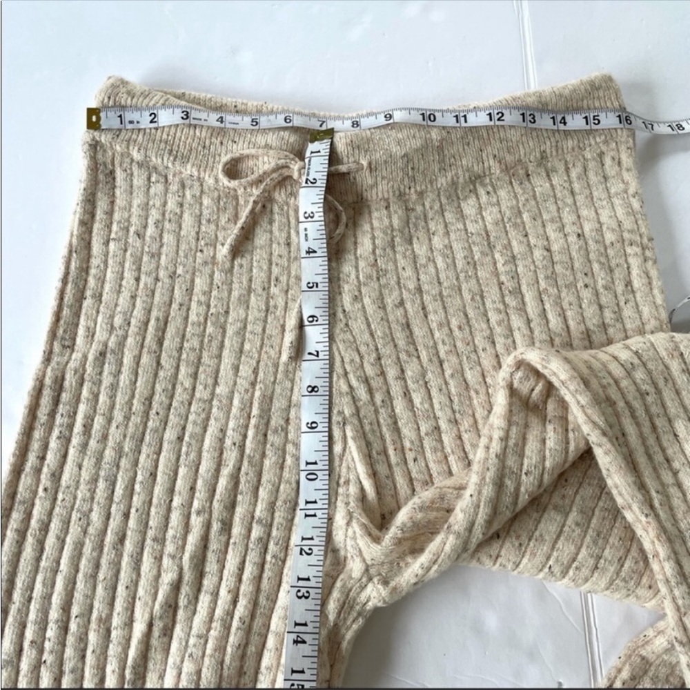 Ribbed knit Loungewear Pant, perfect for spring and fall, Size Large